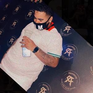 Meet your Posher, Malcolm